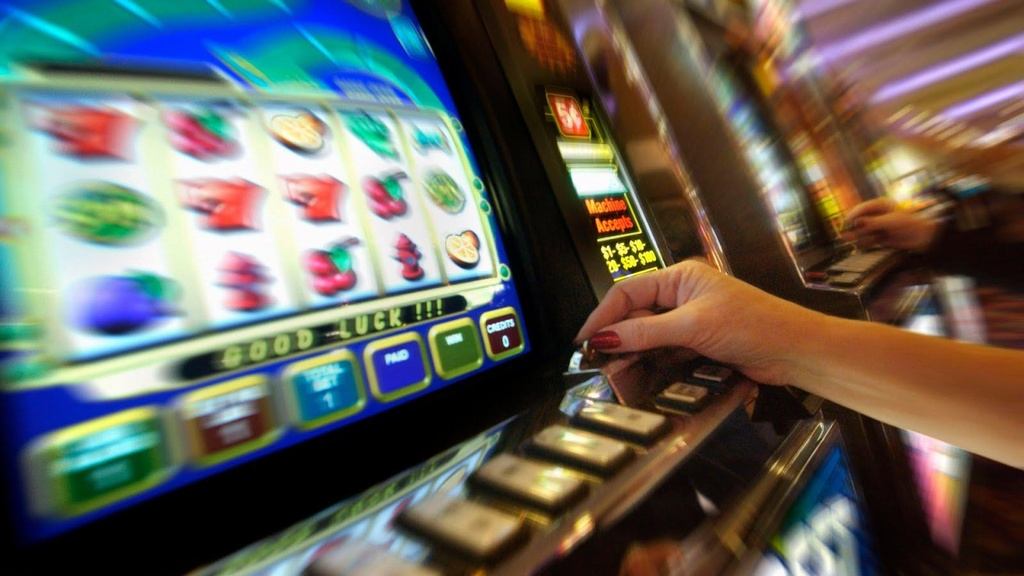 ¿Cómo jugar máquinas de casino?