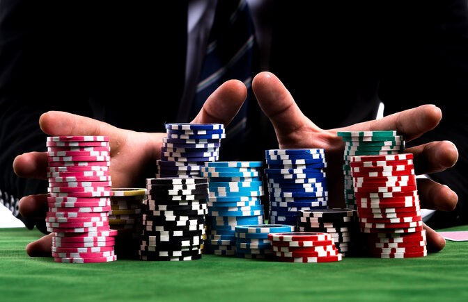 ¿Cuánto valen los ases en póker online?